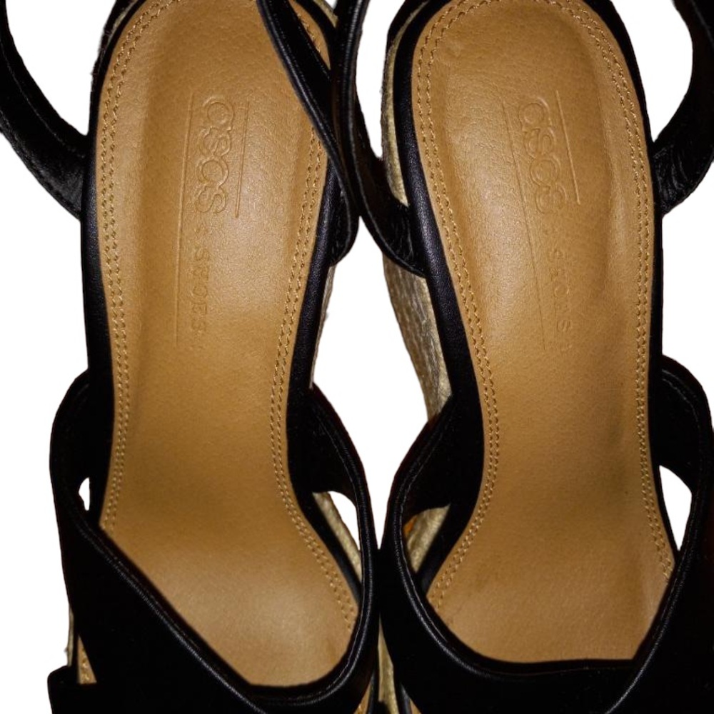 SoSo Collection Heels - Picture 5 of 9